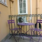 Anastasia - Hidden Balcony Inside Trastevere