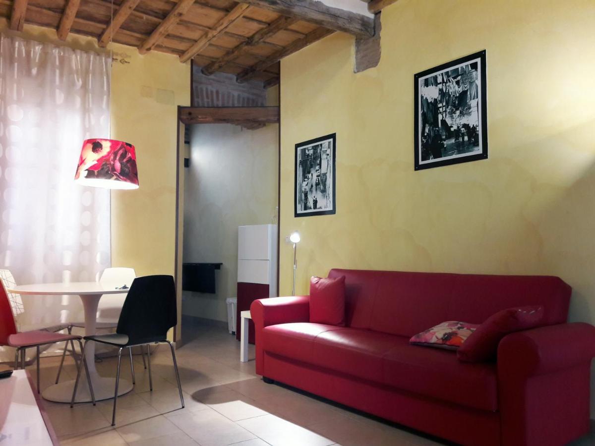 Anastasia - Hidden Balcony Inside Trastevere Apartment *